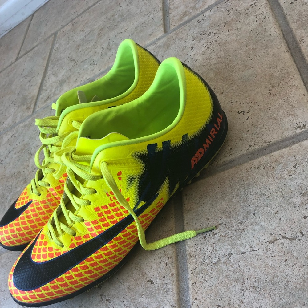 Nike shoes